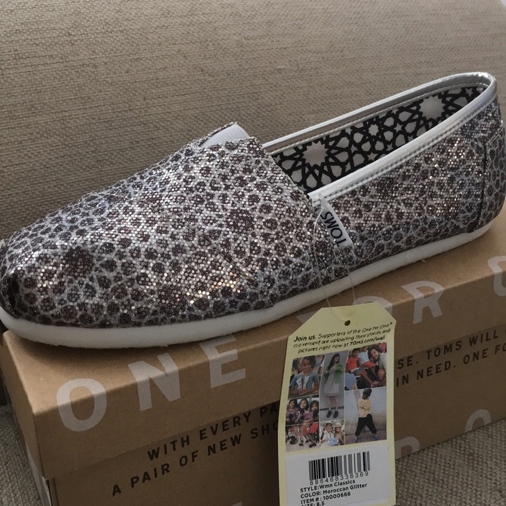 Toms